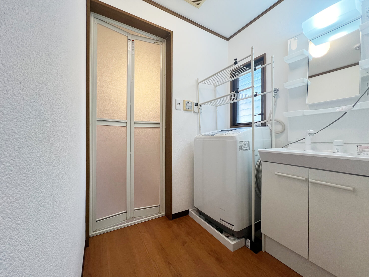 洗濯機完備でコインランドリーは不要です