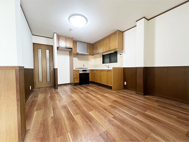 新築同様のリフォーム済みのLDK