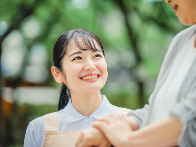 親身なスタッフの介助の様子